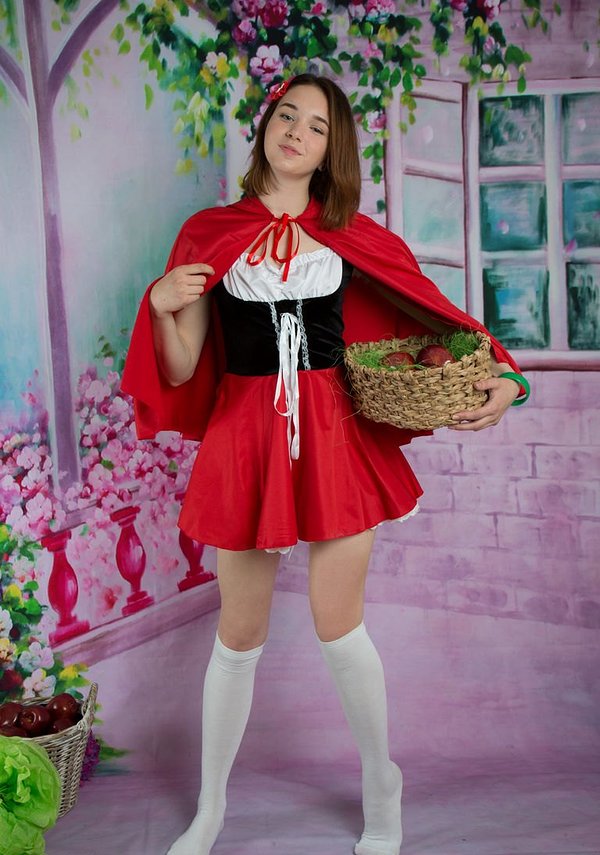 Елена, 22